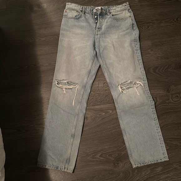 Zara straight Distressed Jeans- Size 10 - Picture 1 of 4